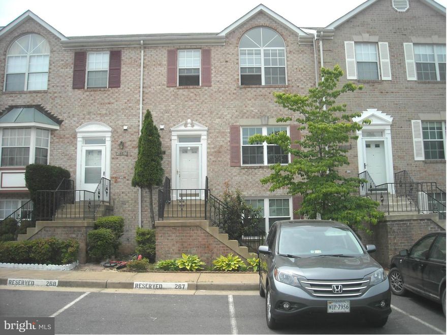 Georgeous 4Bdr, "3 & 1/2" Baths Brick townhouse Back to Green in the most privet location of Mirror Ridge.  ***Approximately 2400 sq ft**  w./ 2 reserved parking spots, Country Kitchen (with huge breakfast room AND separate Dining Room), tile floor /granite counter top , access to deck and privet green common area.  Open sunken livingroom,  wood floor in first, second floor and stairs, HUGE Walk-in Closet, w/Large Soaking Tub,& Double Vanity in main bedroom with Cathedral Ceilings,  Fully finished Lower Level w./Walk-Out to brick Patio, Full Bath, & Laundry room, fenced yard, , *NEW roof 2023* Easy access to route 7, 28 and Dulles airport. Very close to restaurants and shops  *** No smoking