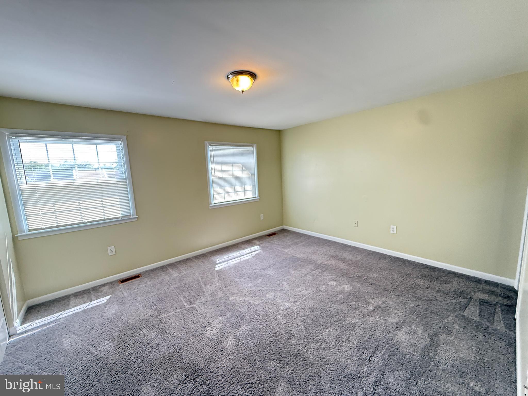 DALE CITY - Residential Lease