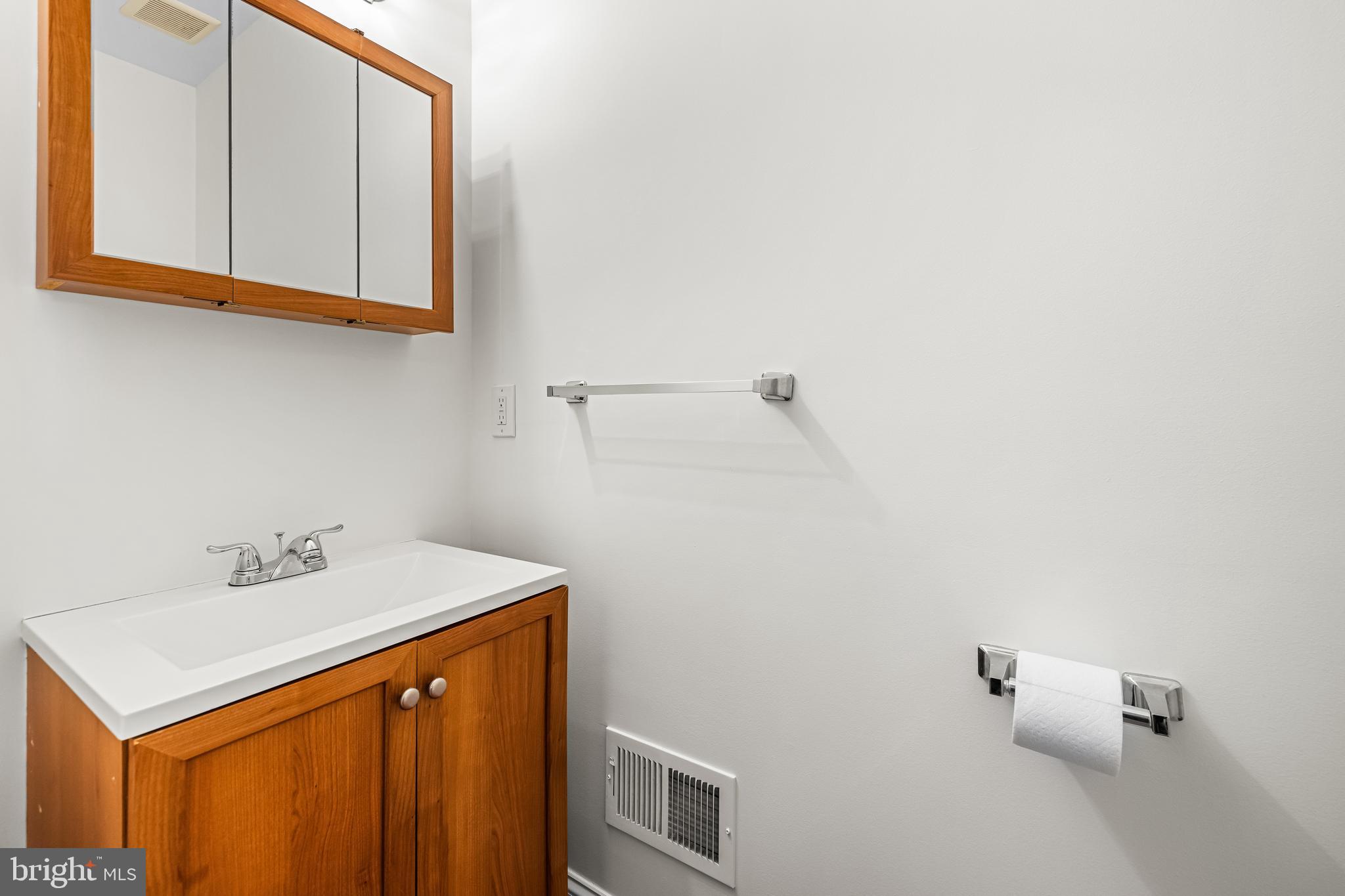 HAMPDEN HISTORIC DISTRICT - Residential