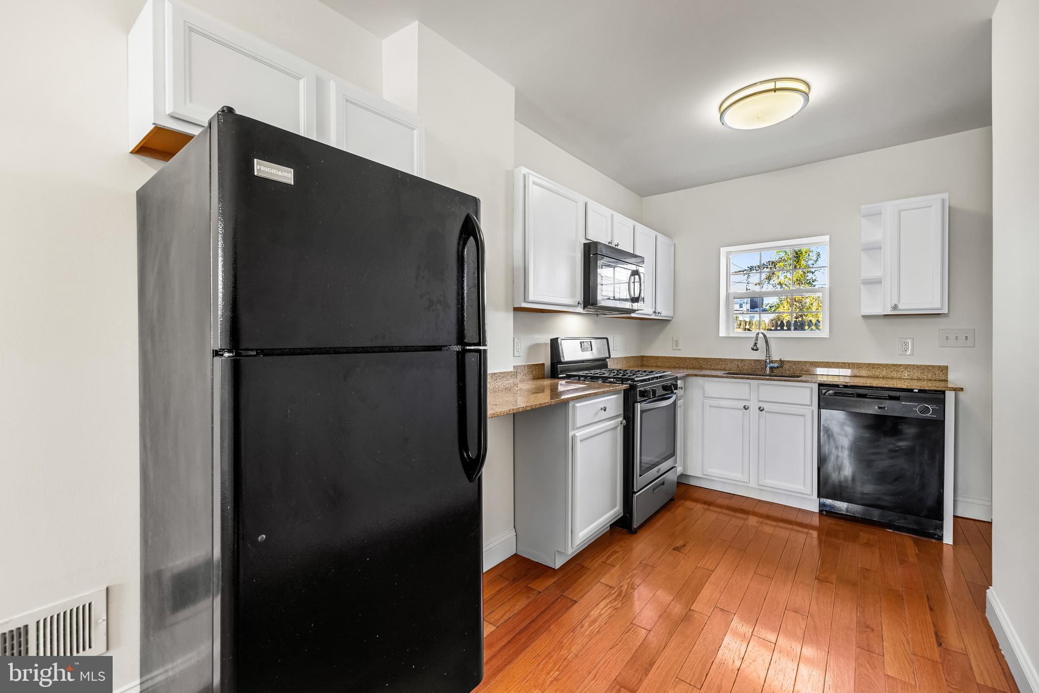 HAMPDEN HISTORIC DISTRICT - Residential