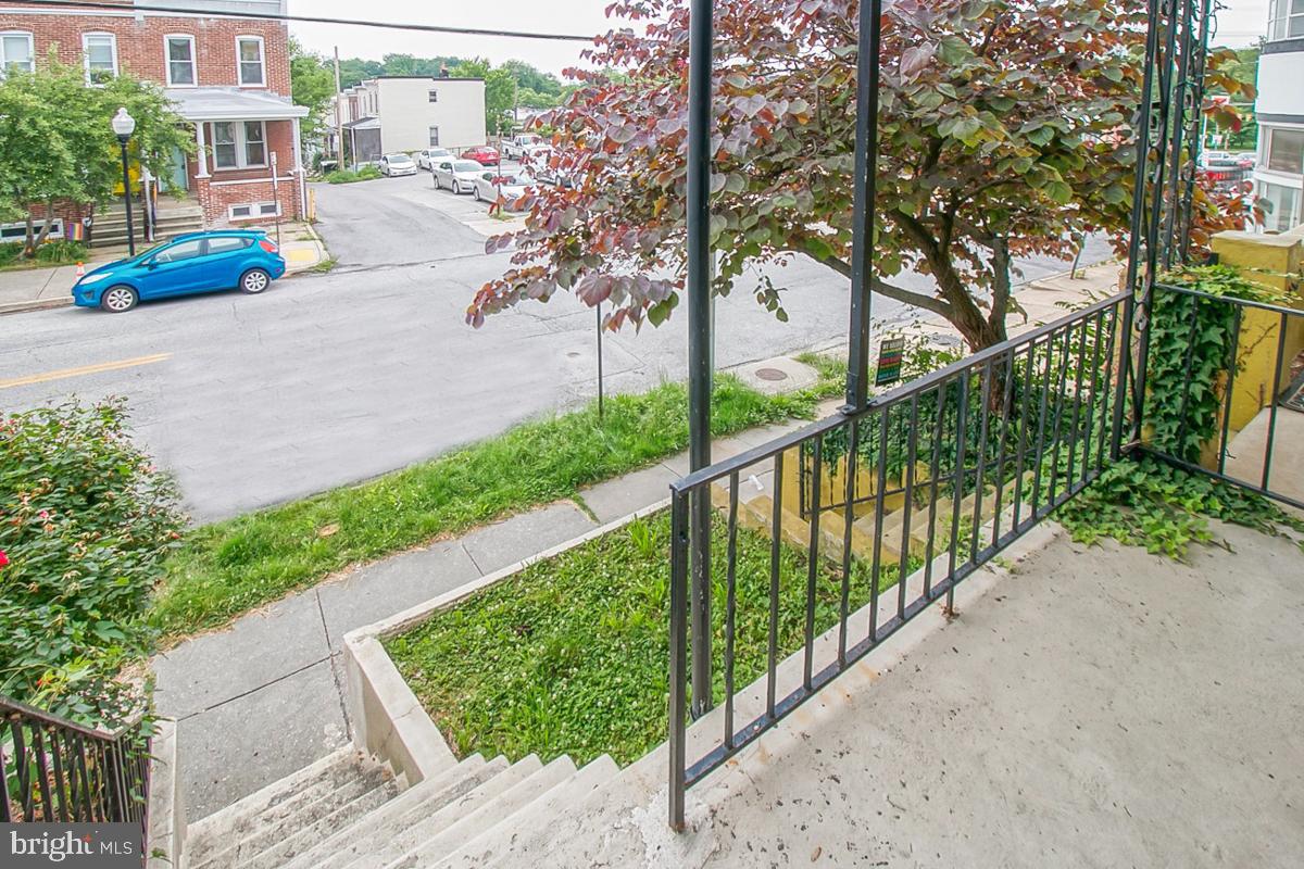 HAMPDEN HISTORIC DISTRICT - Residential