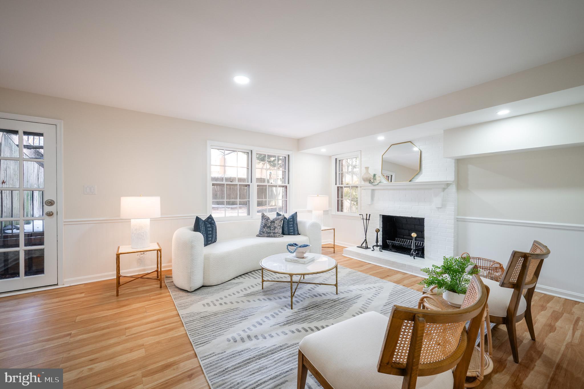 YATES GARDENS - Residential