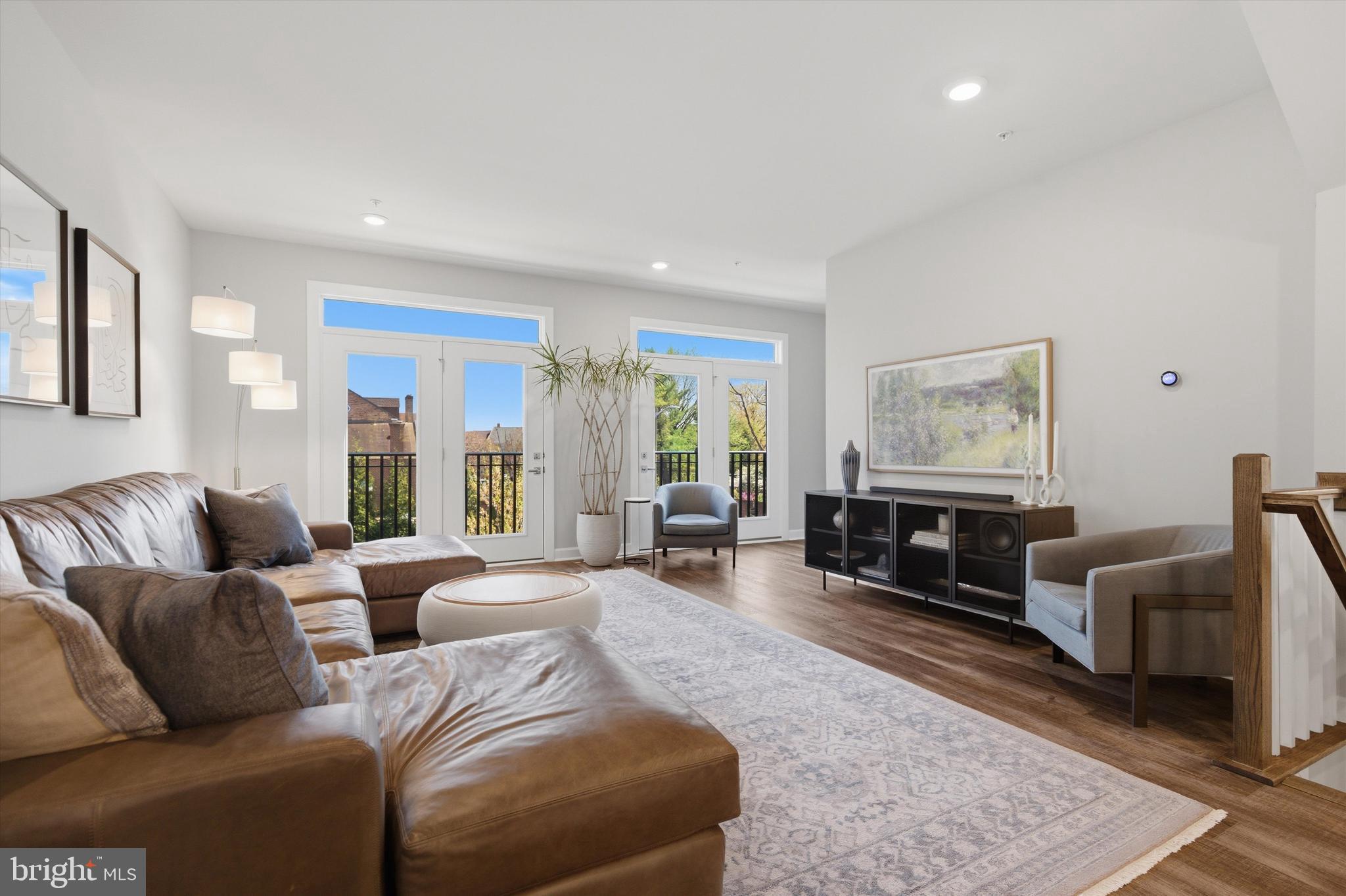 6725 LANGSTON BOULEVARD