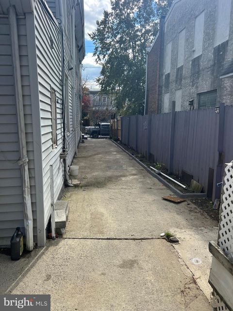 8016 WALKER STREET PHILADELPHIA PA 19136