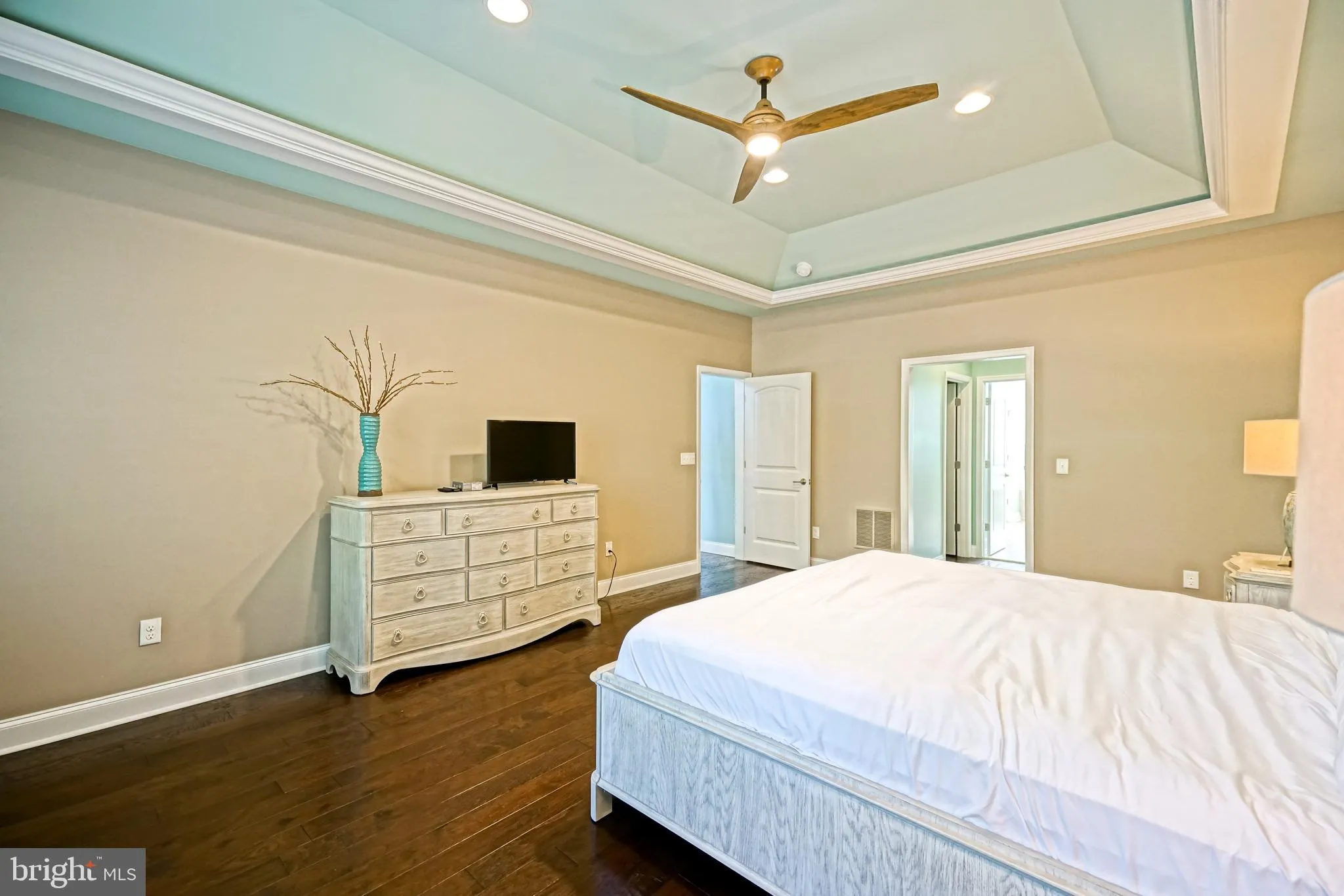 Lewes, Delaware 19958, United States, 4 Bedrooms Bedrooms, ,4 BathroomsBathrooms,Residential,Pending,223951