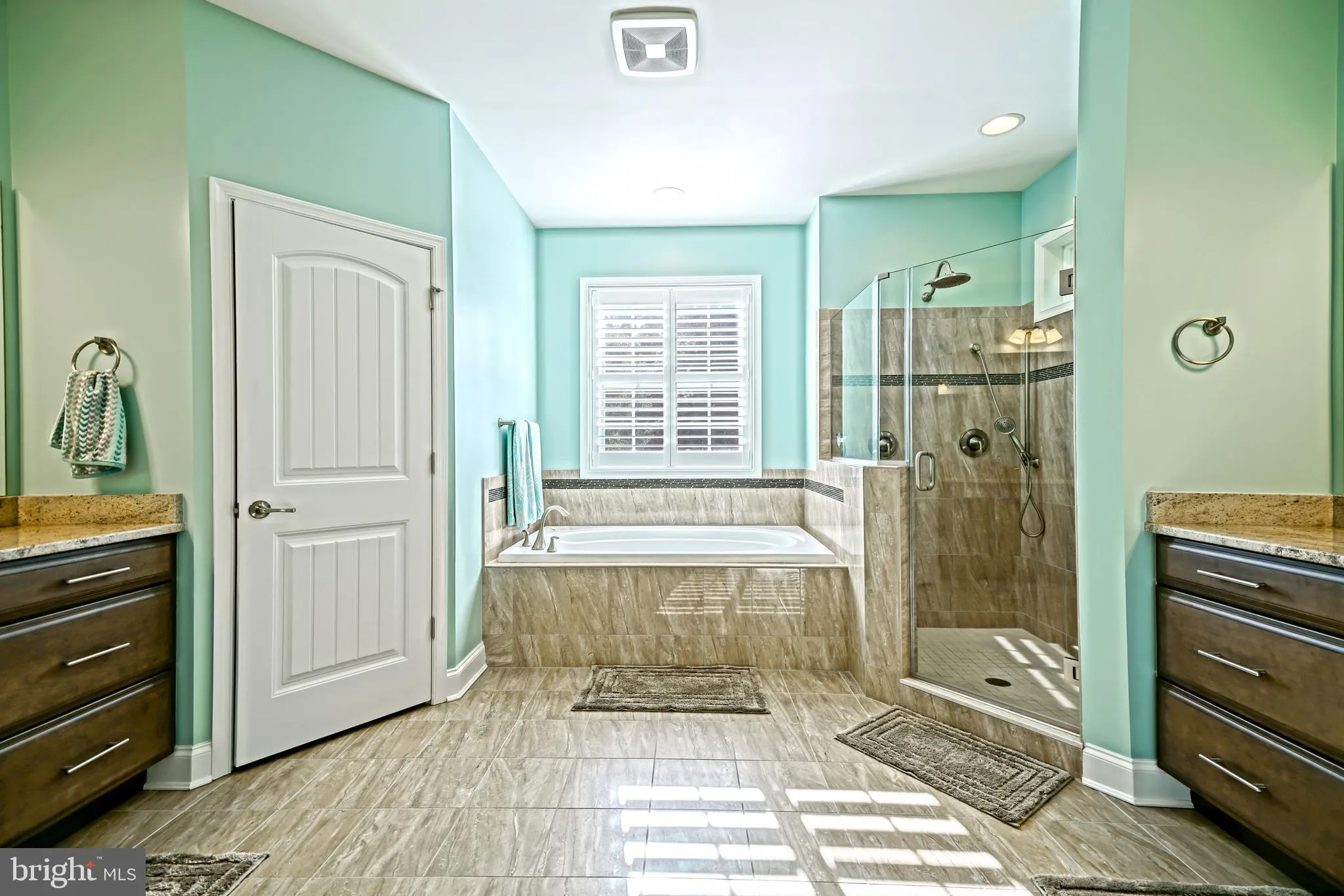 Lewes, Delaware 19958, United States, 4 Bedrooms Bedrooms, ,4 BathroomsBathrooms,Residential,Pending,223951