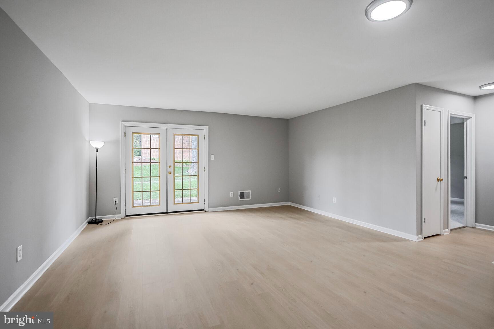 THE MEADOWS - Residential