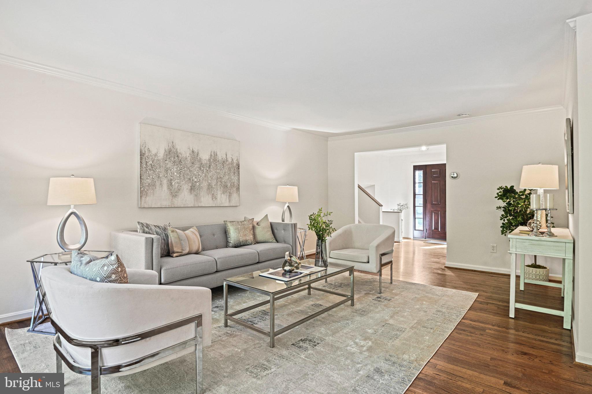 PICKETT ESTATES - Residential