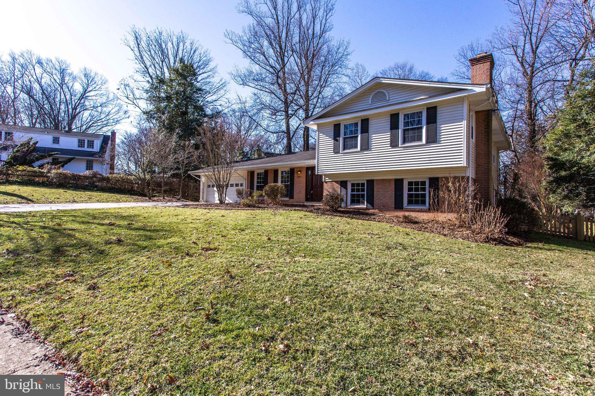 1001 PICKETT PLACE SW