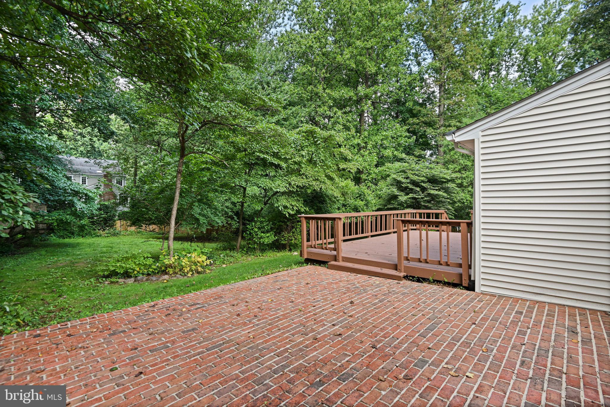 PICKETT ESTATES - Residential