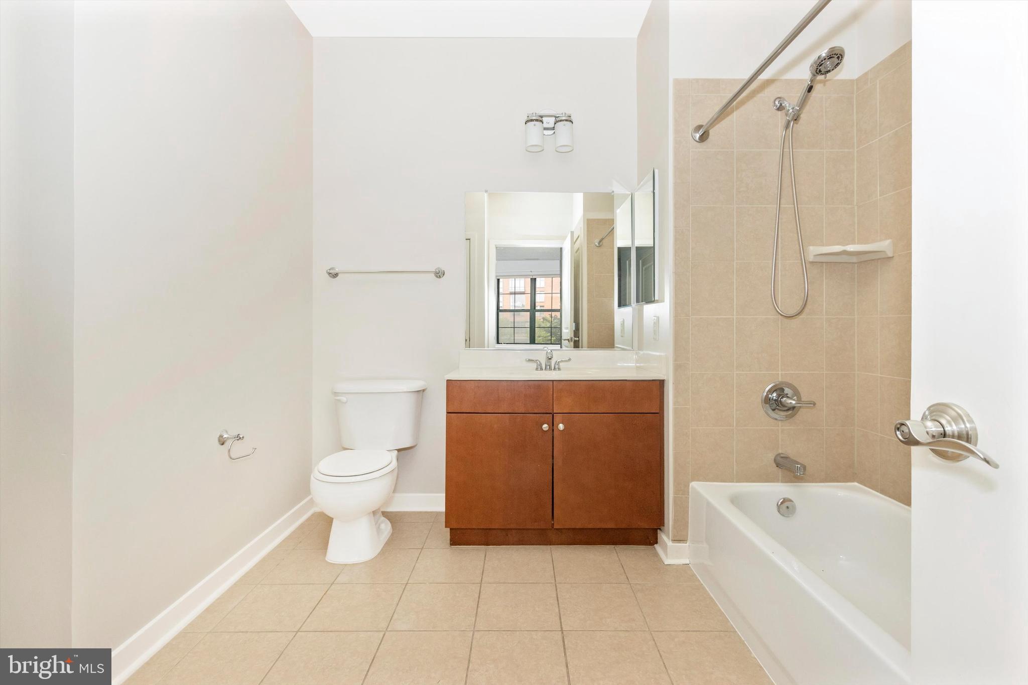 CHARLES VILLAGE - Residential