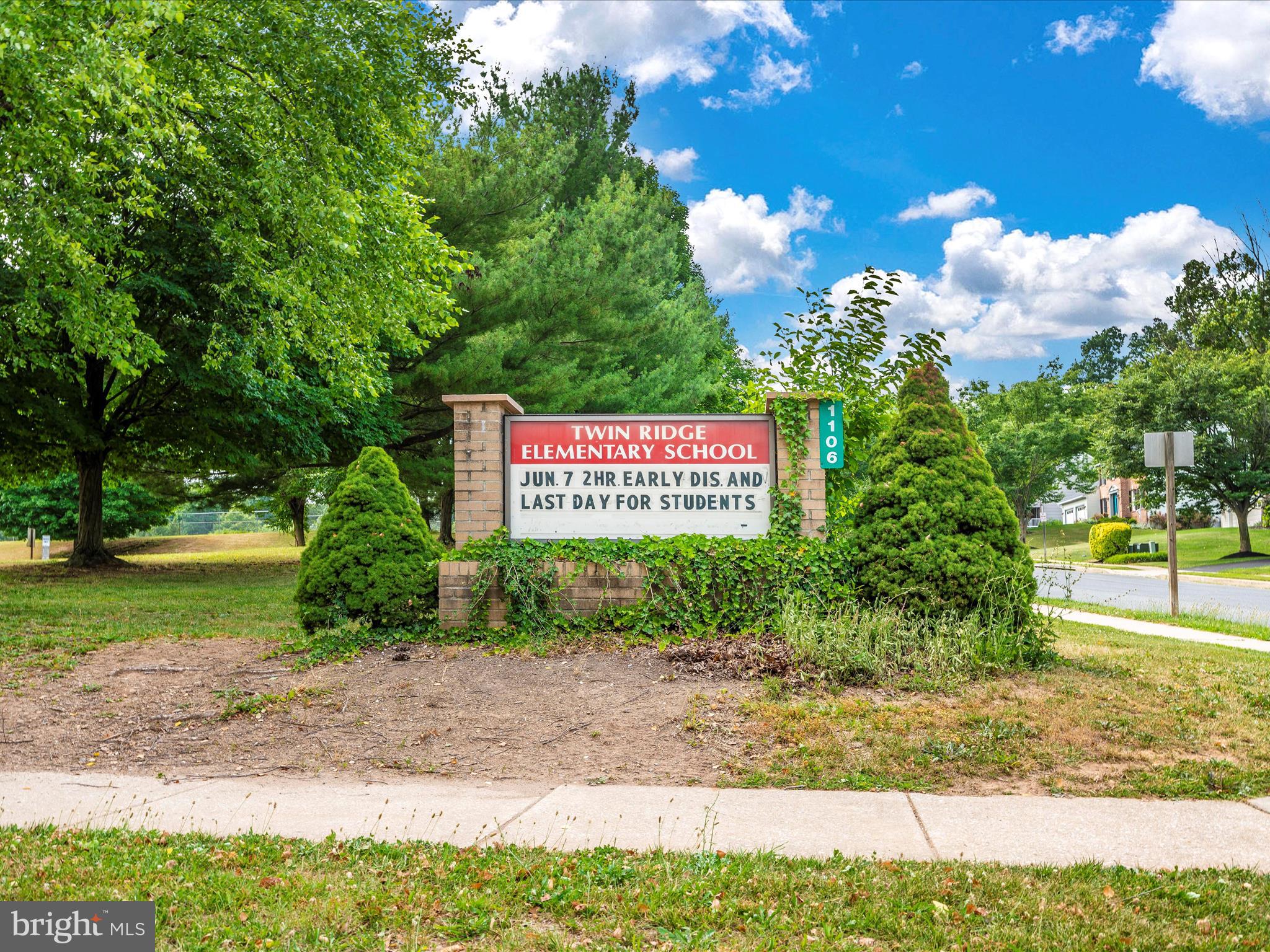 TWIN RIDGE - Residential