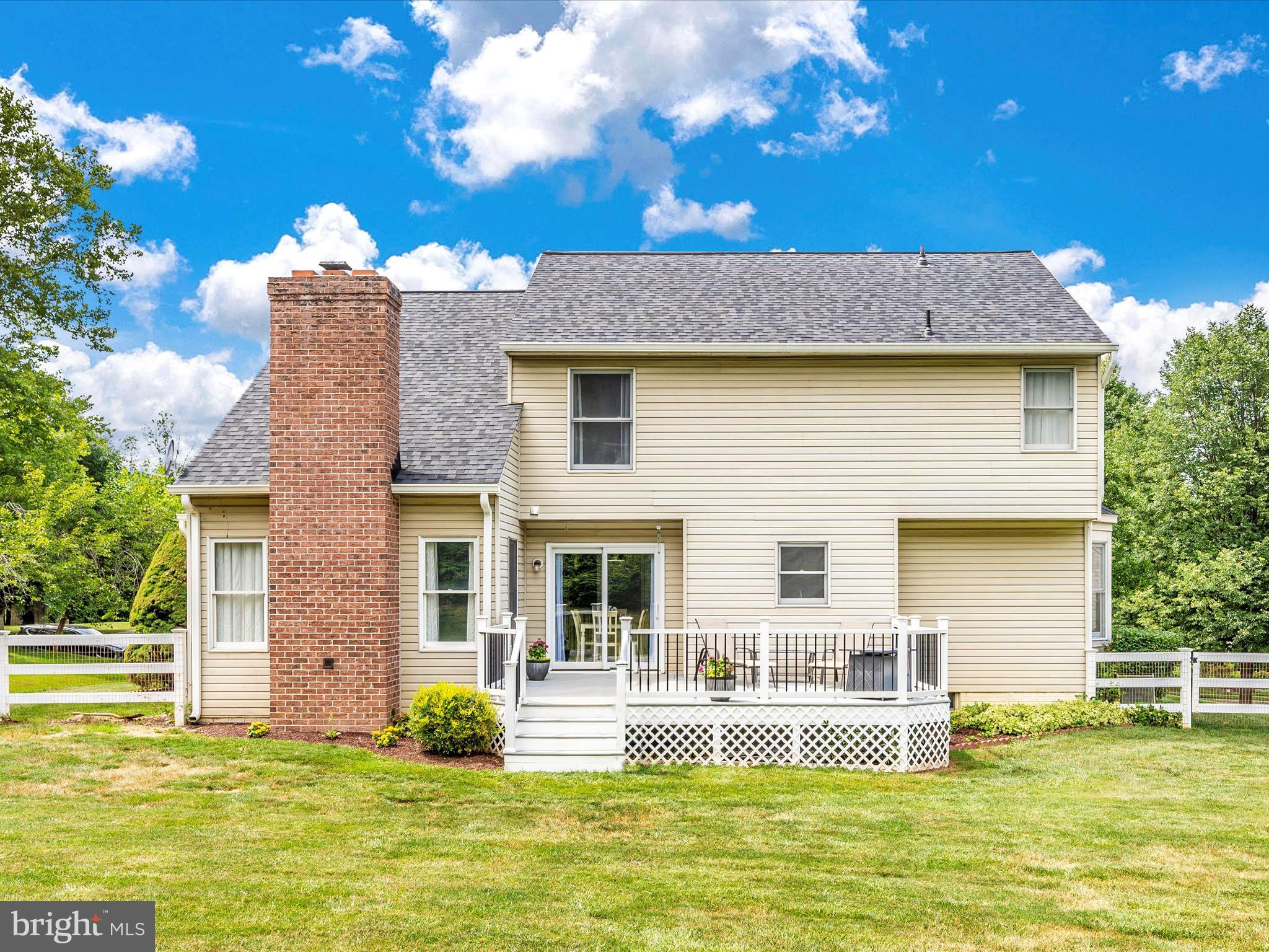 TWIN RIDGE - Residential