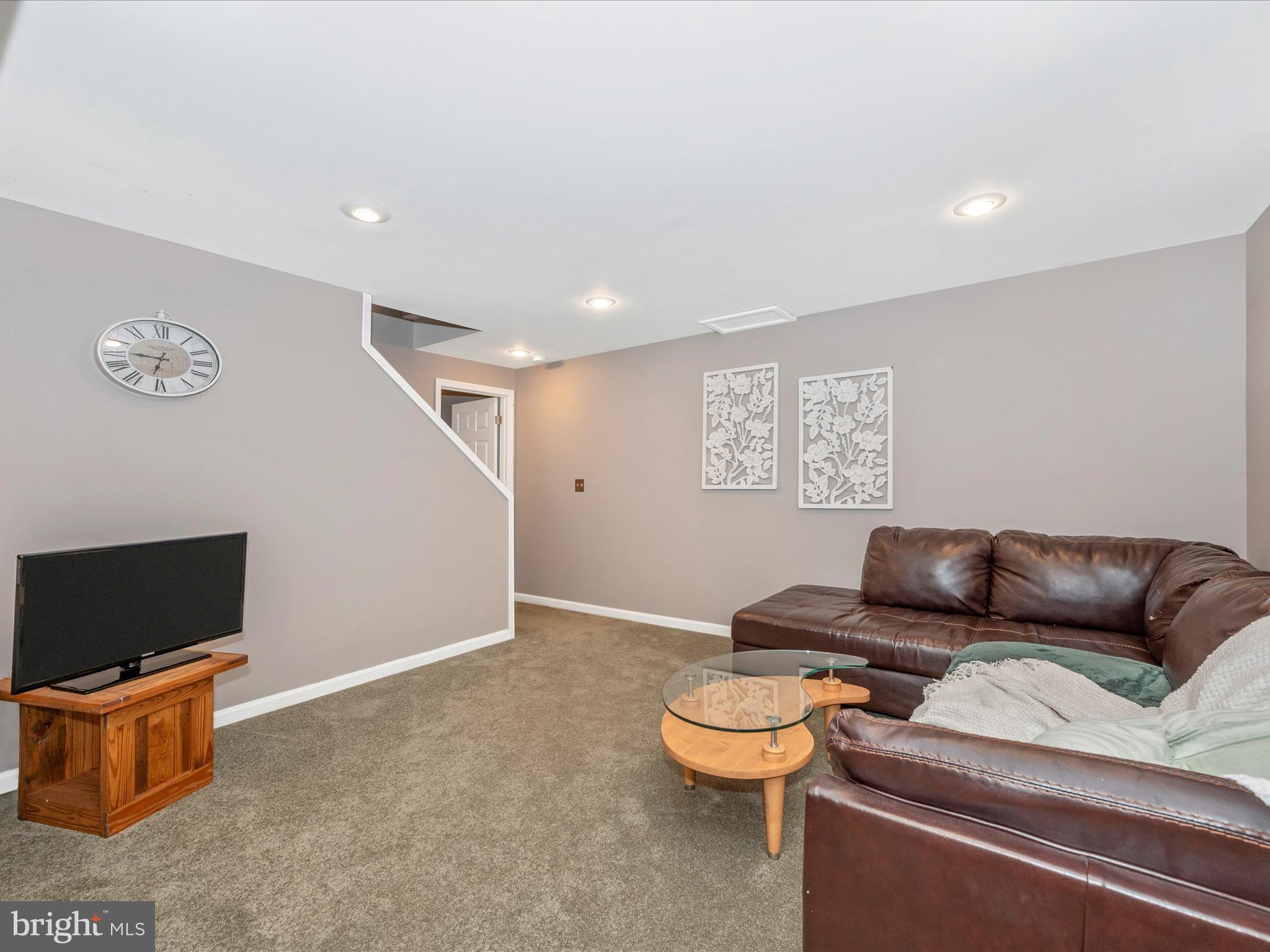 TWIN RIDGE - Residential