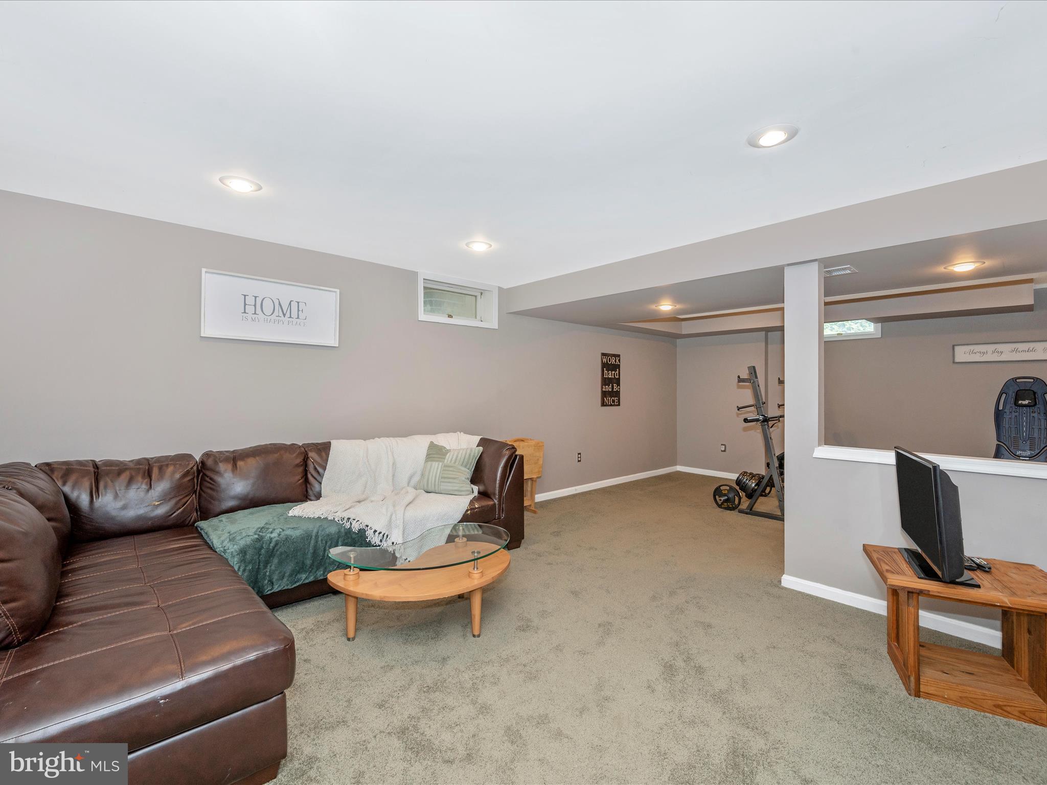 TWIN RIDGE - Residential