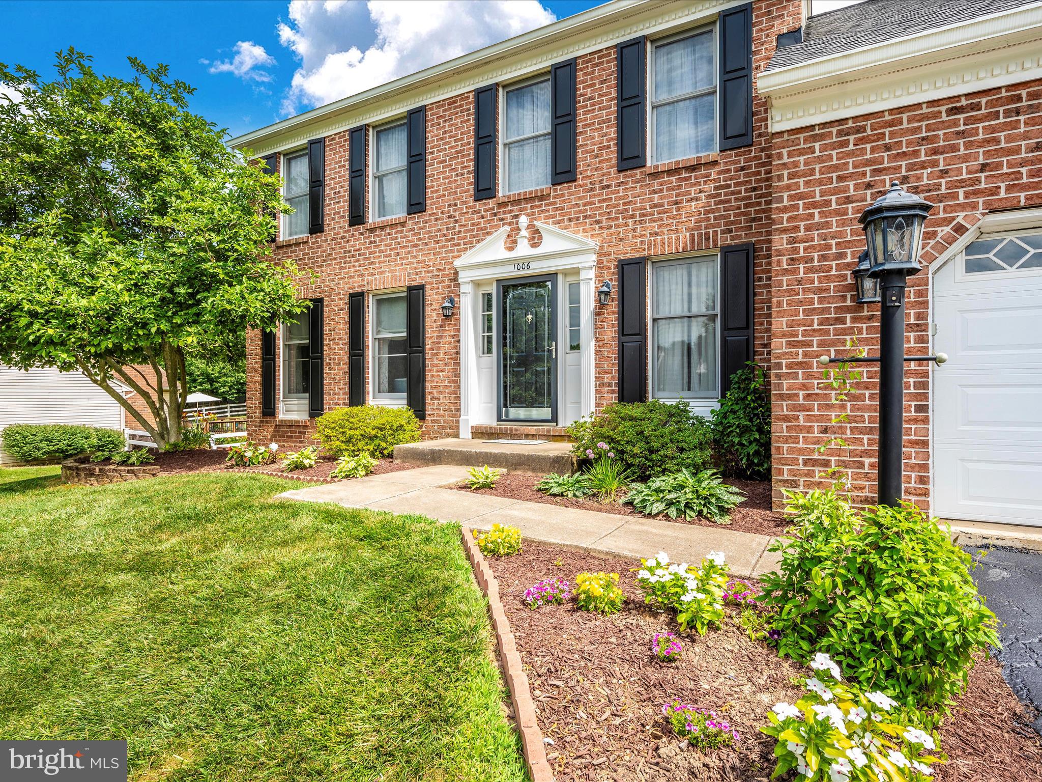 TWIN RIDGE - Residential