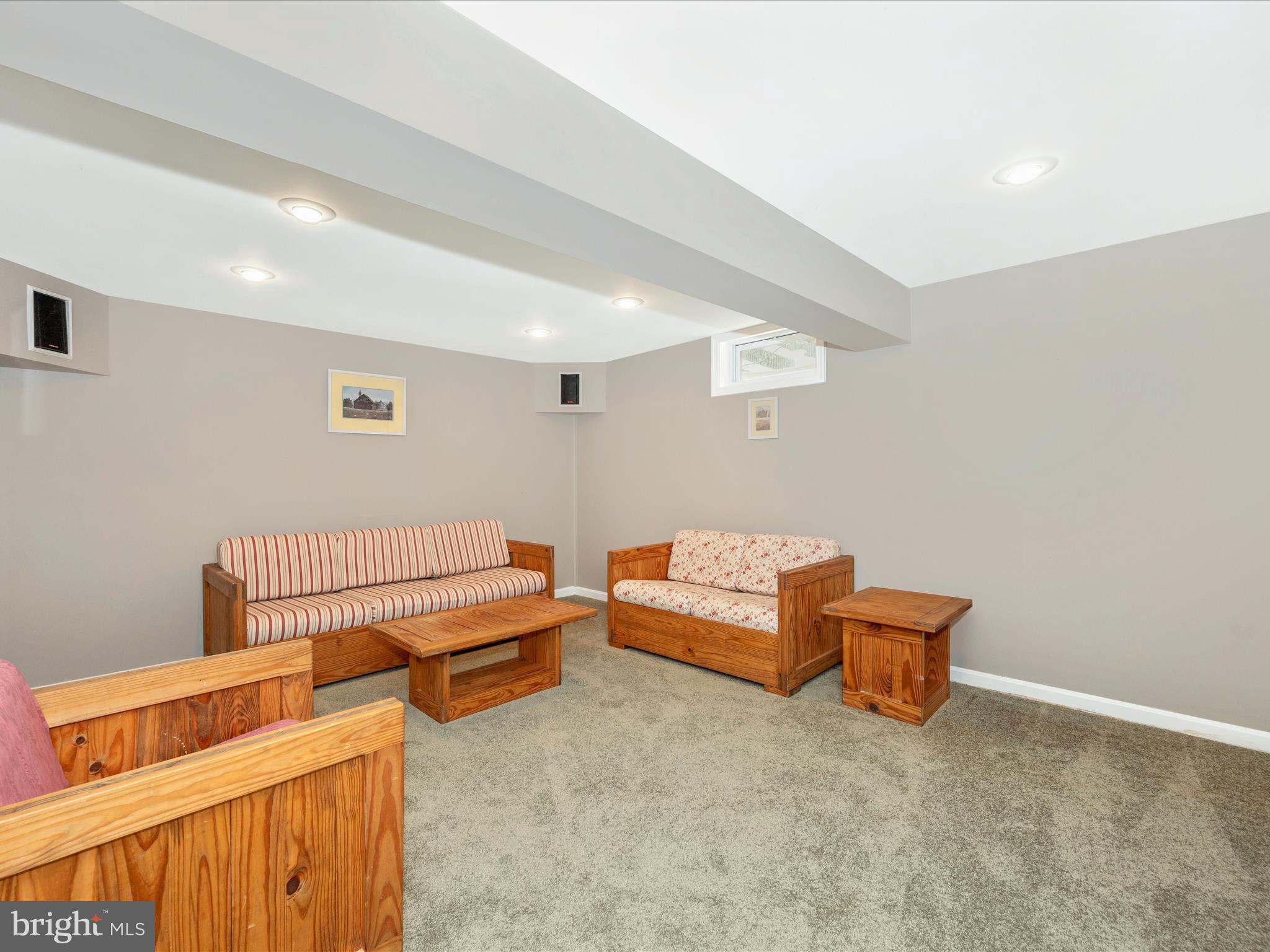 TWIN RIDGE - Residential