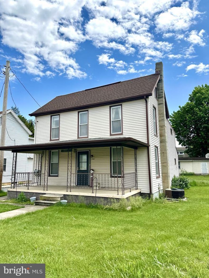 At no fault of the seller, this fixer upper is back on the market. Their loss is your gain!
Looking for that perfect investment property? A fixer upper for your first home? A new start? This is the PERFECT house for you! 
Come see the potential! Located in the highly sought-after Chambersburg borough, this house boasts 3-4 bedrooms, 1.5 bathrooms, a fenced in back yard, off street parking, AND a one bay, detached garage. 
This baby is ready for your upgrades and PRICED TO SELL!