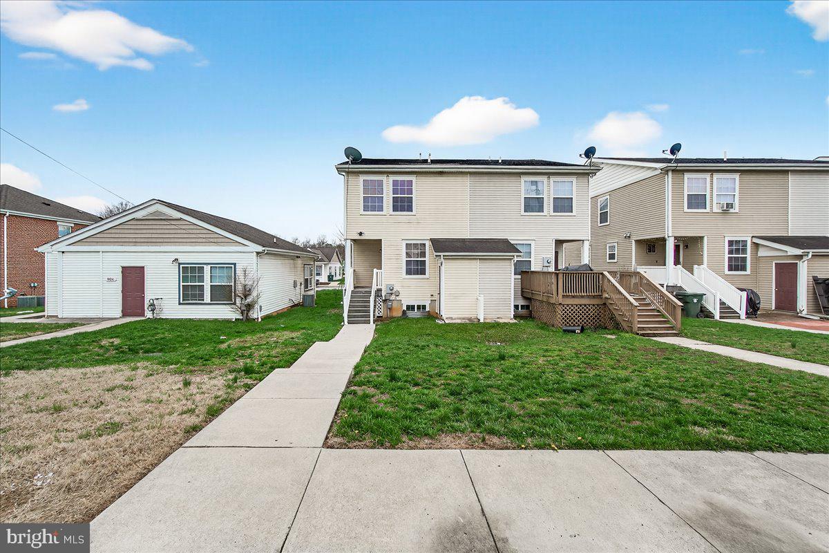 GATEWAY CROSSING - Residential