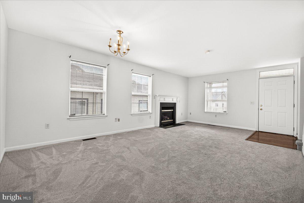 GATEWAY CROSSING - Residential