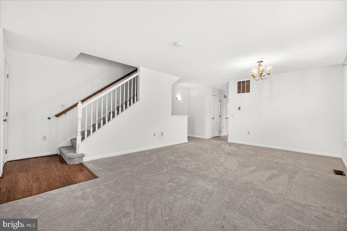 GATEWAY CROSSING - Residential