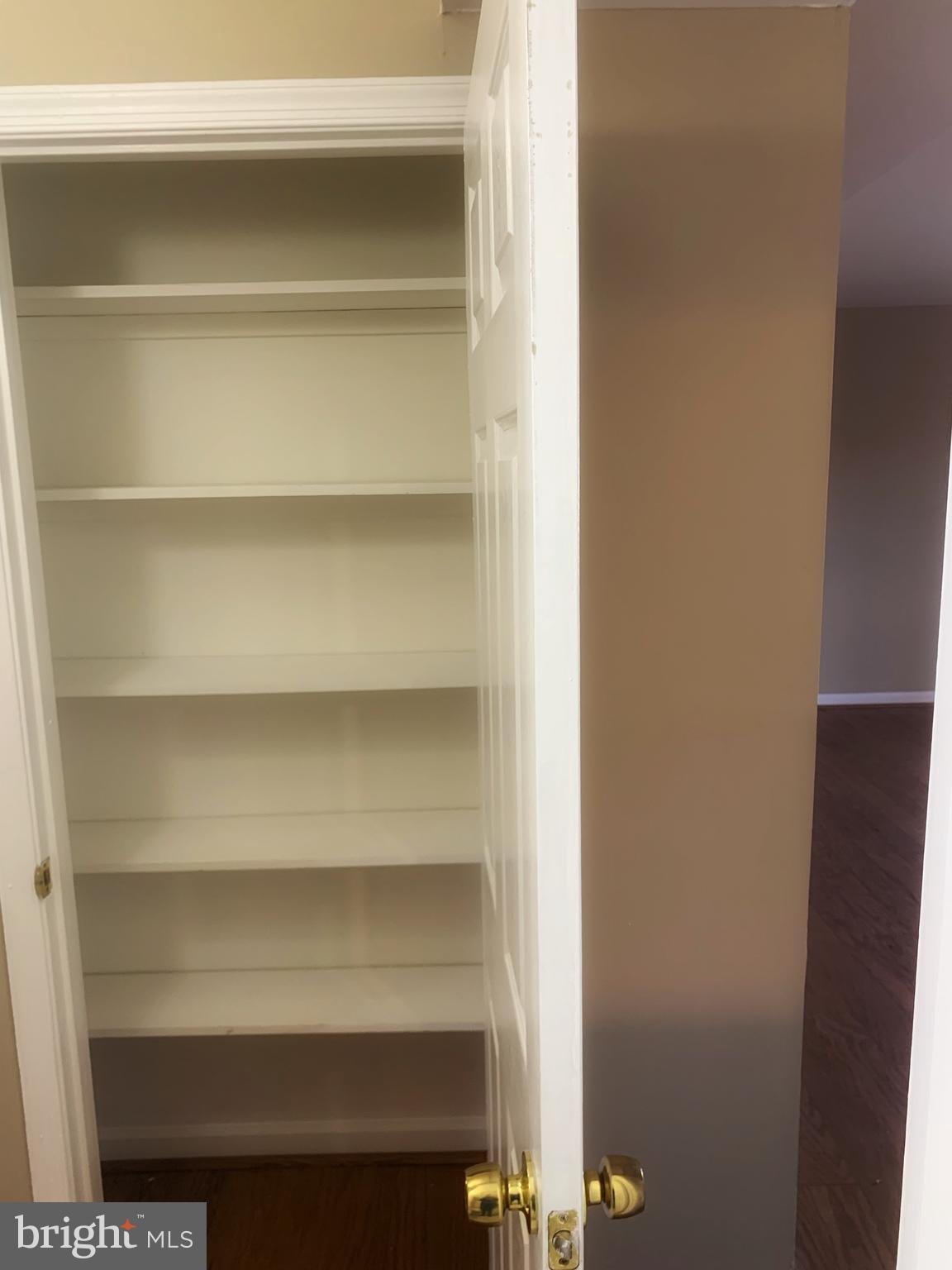 MARKHAM VIEW CONDOMINIUMS - Residential Lease