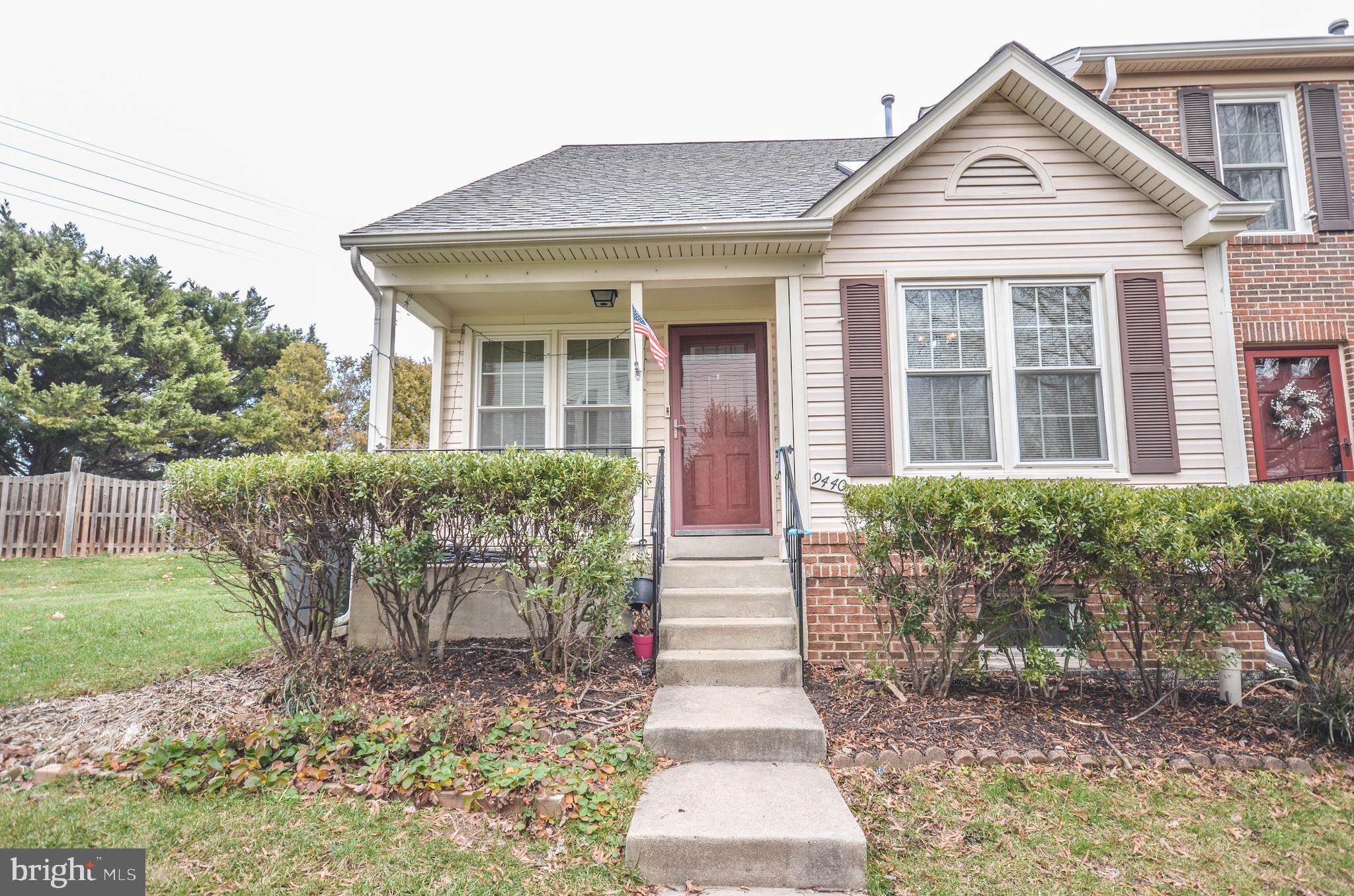 CAROLINE OAKS - Residential Lease