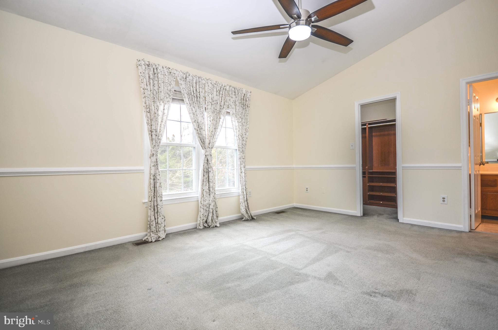 CAROLINE OAKS - Residential Lease