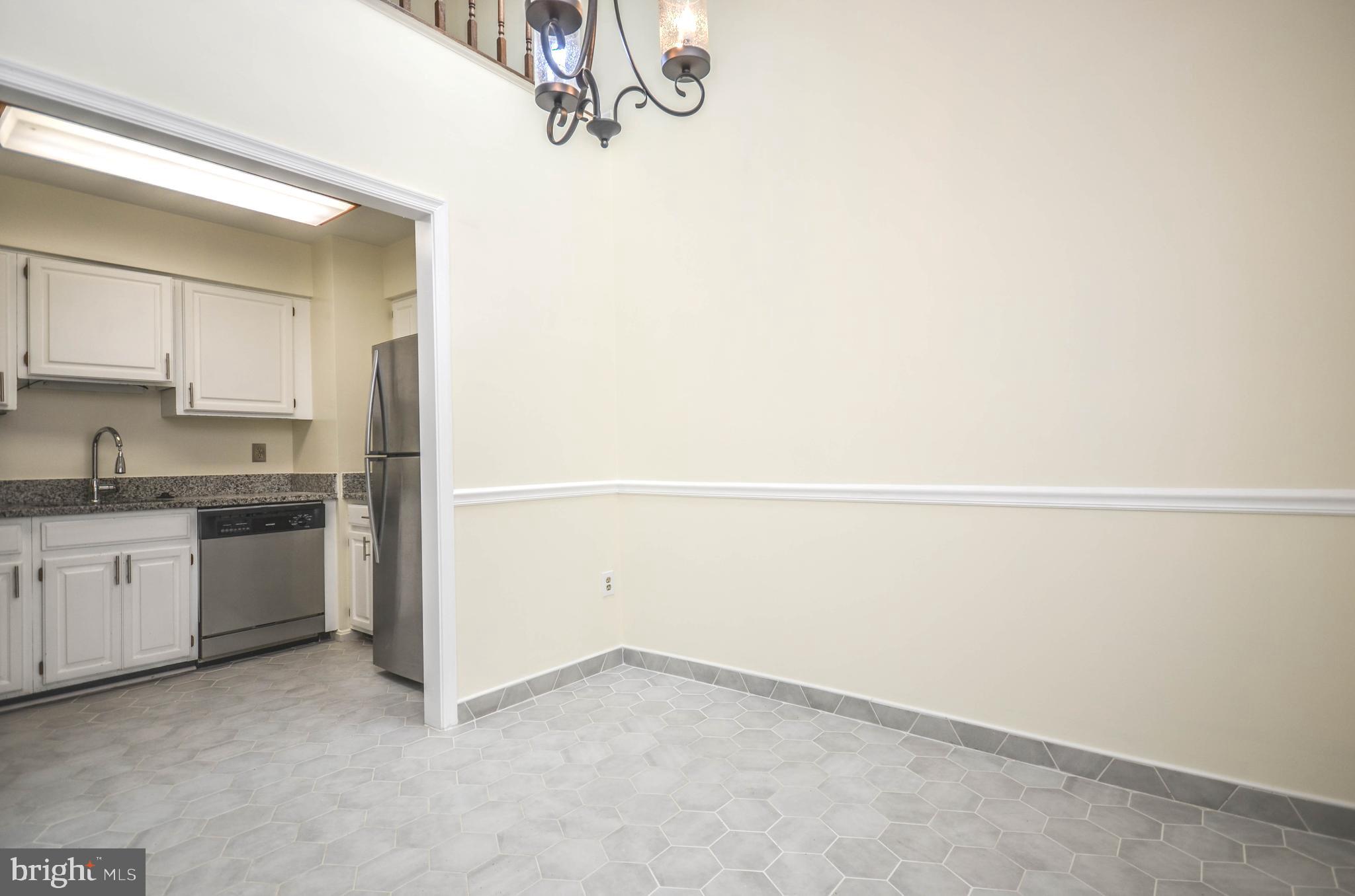 CAROLINE OAKS - Residential Lease