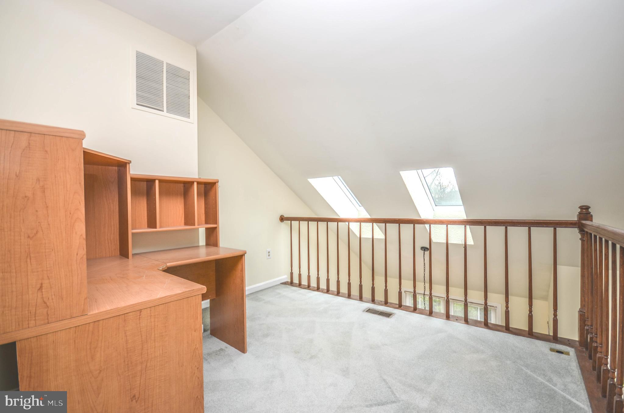 CAROLINE OAKS - Residential Lease