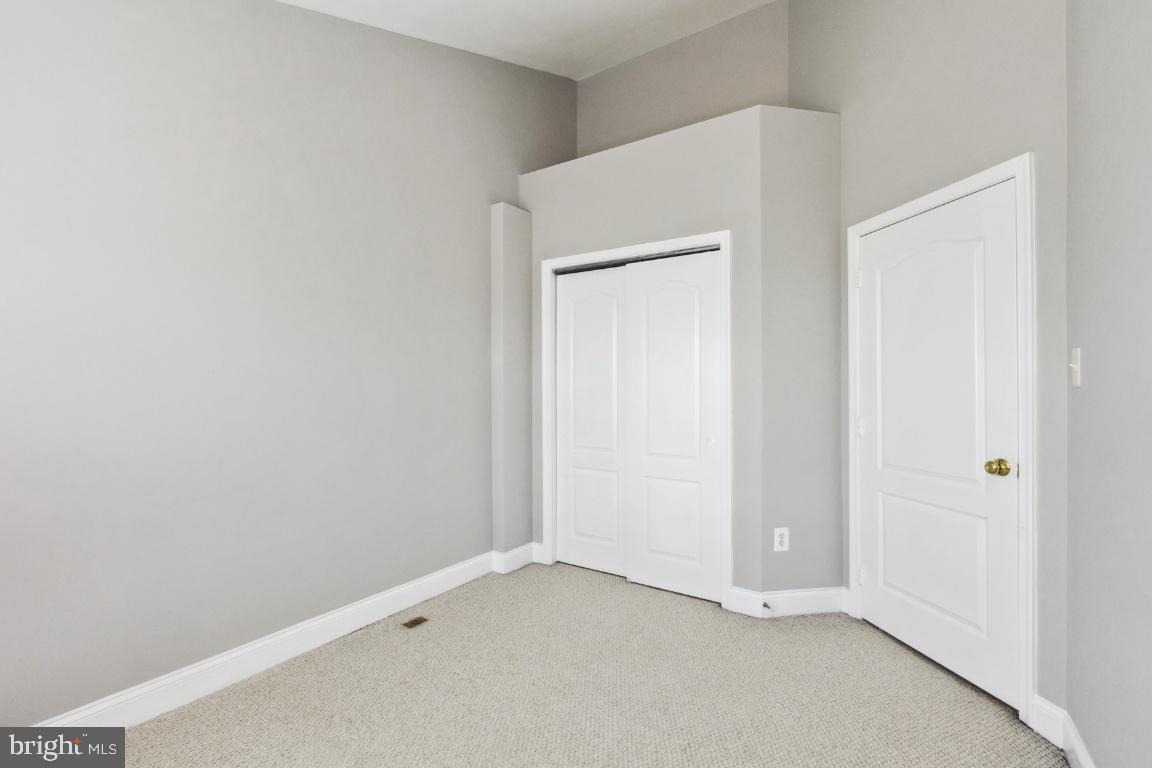 CLARKSBURG TOWN CENTER - Residential Lease