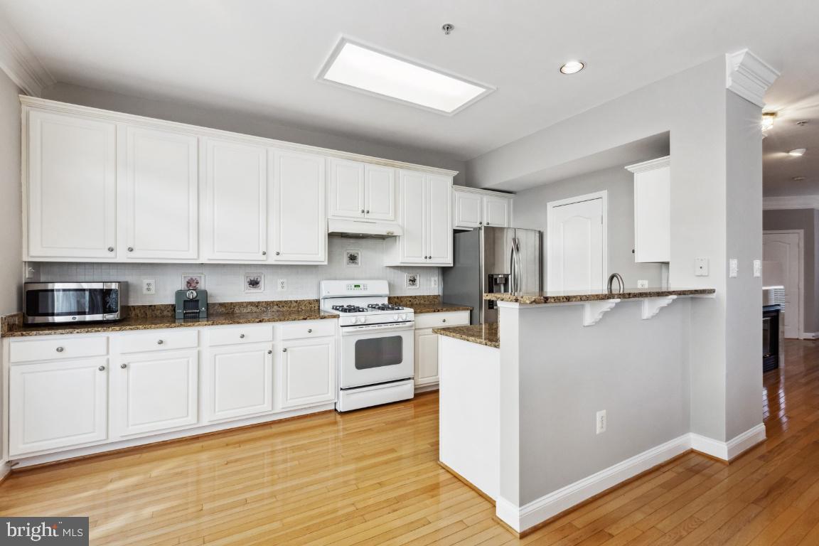 CLARKSBURG TOWN CENTER - Residential Lease