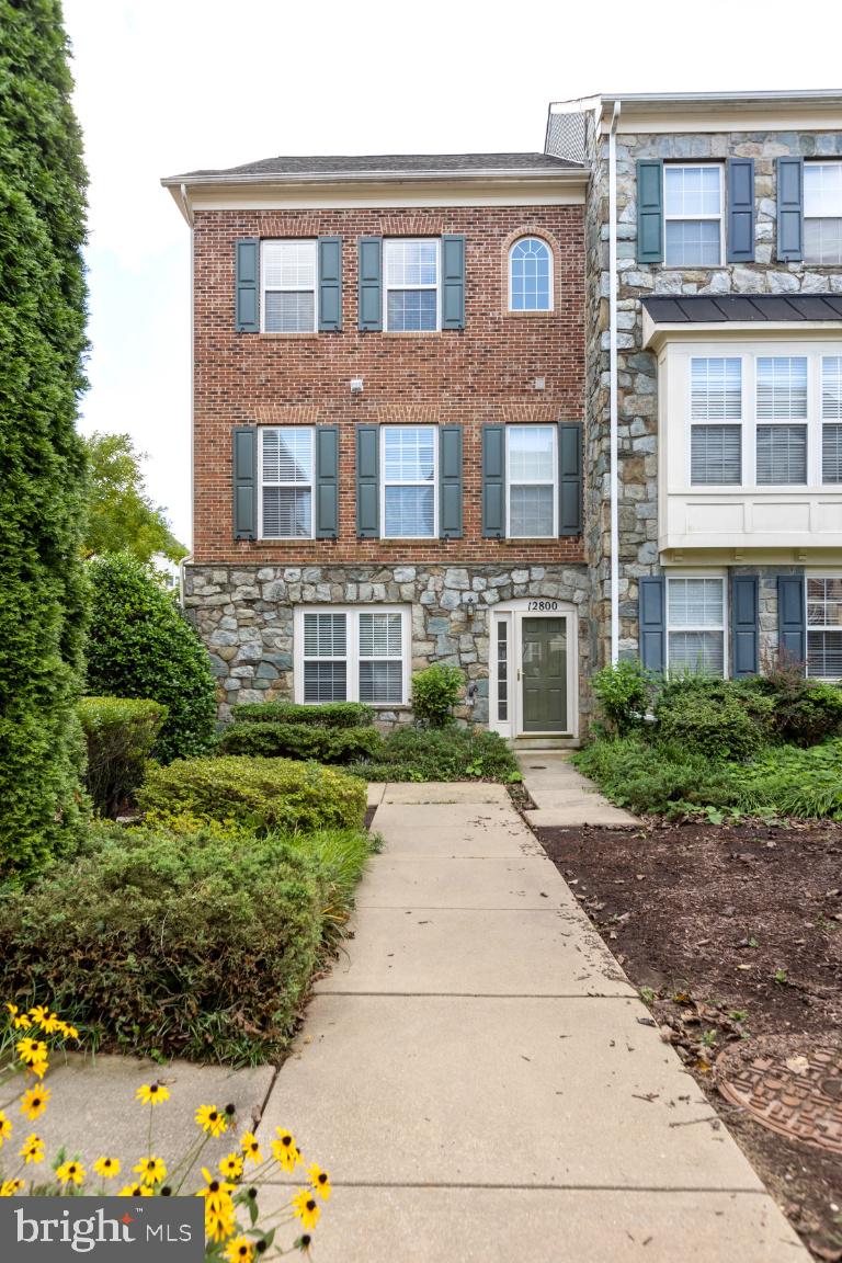 CLARKSBURG TOWN CENTER - Residential Lease