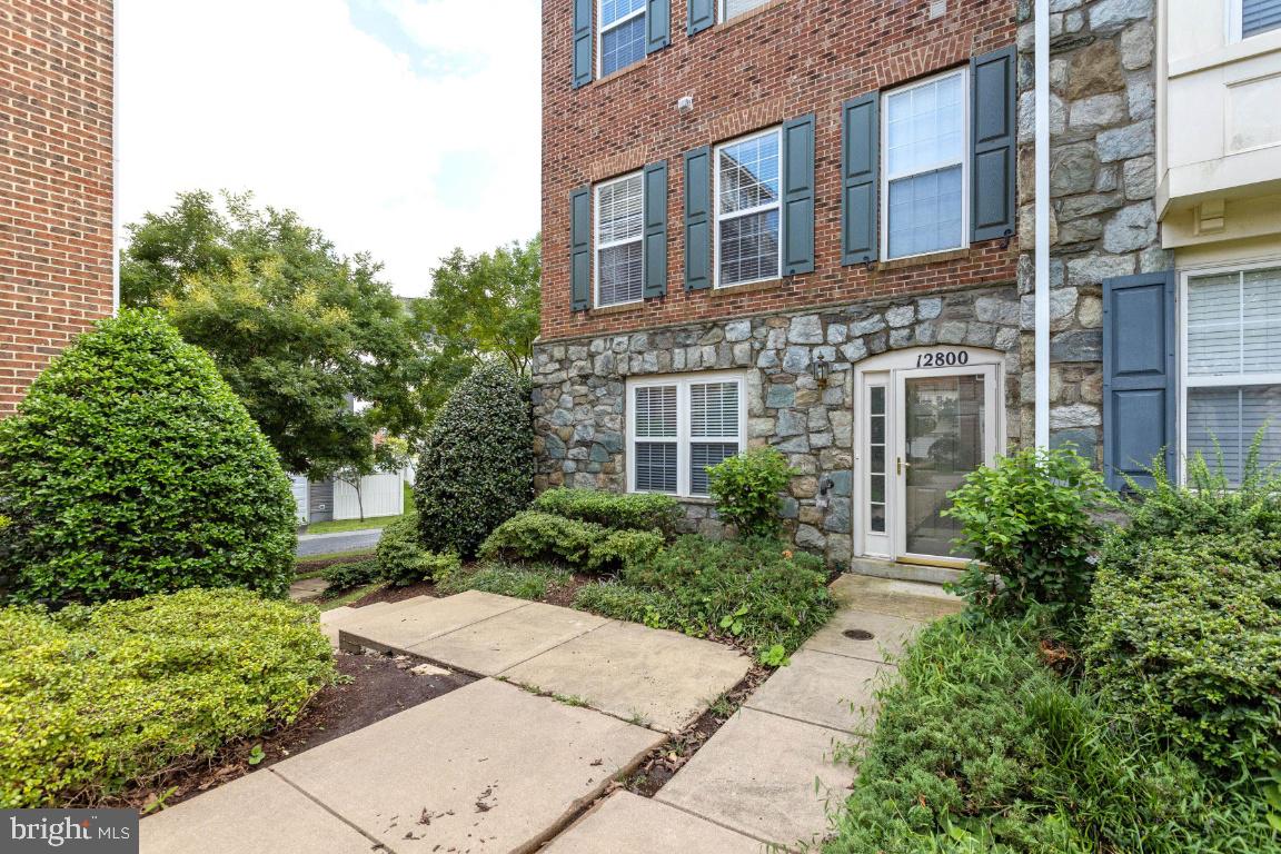 CLARKSBURG TOWN CENTER - Residential Lease