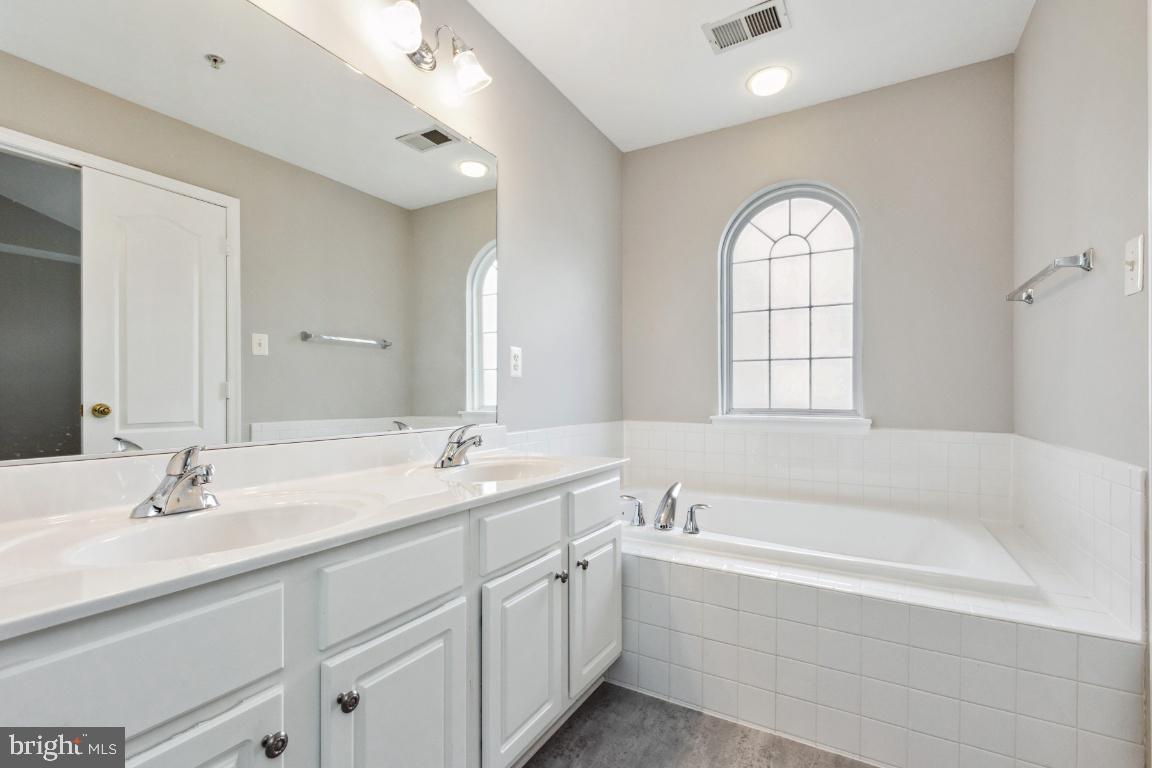 CLARKSBURG TOWN CENTER - Residential Lease