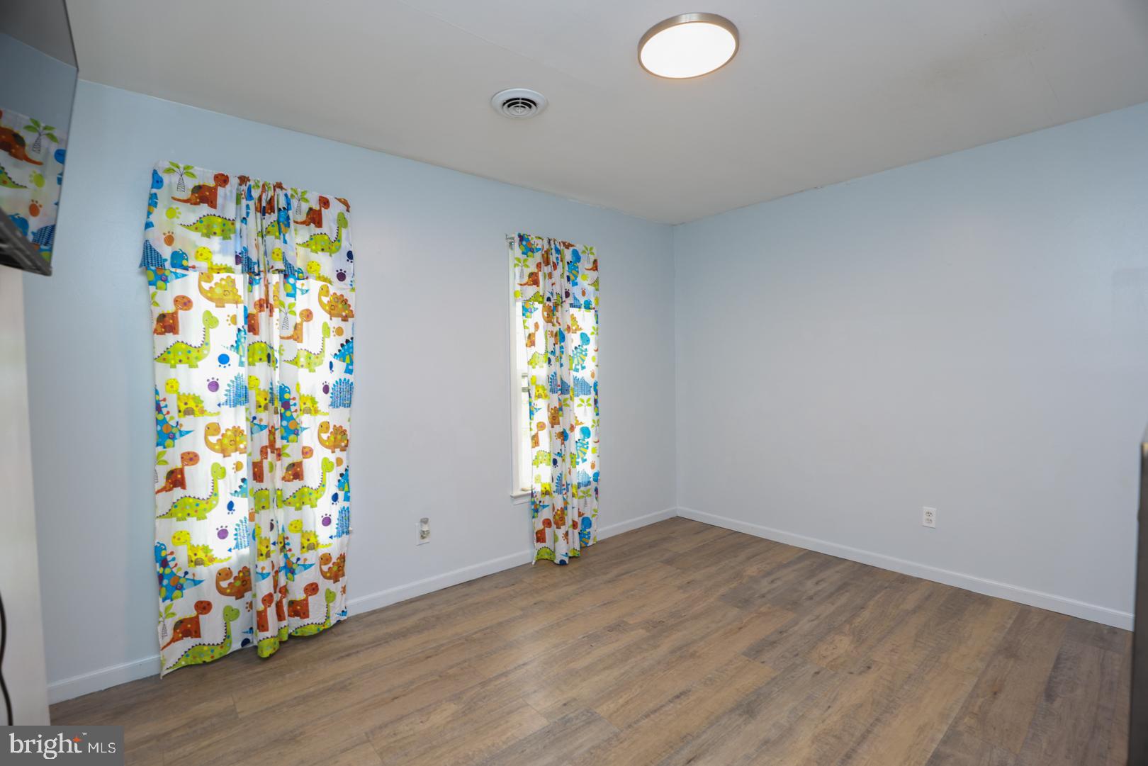 BEECHWOOD MANOR - Residential