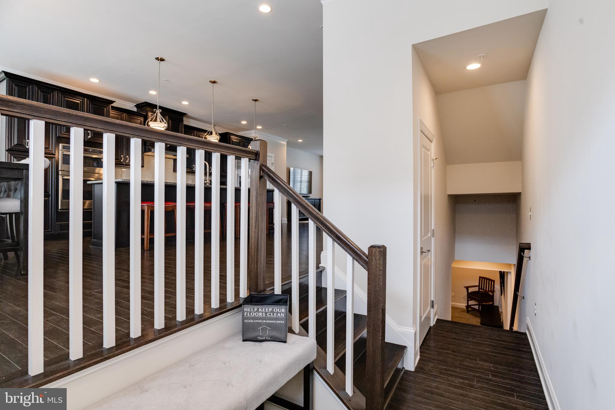 8526 PINE SPRINGS DRIVE