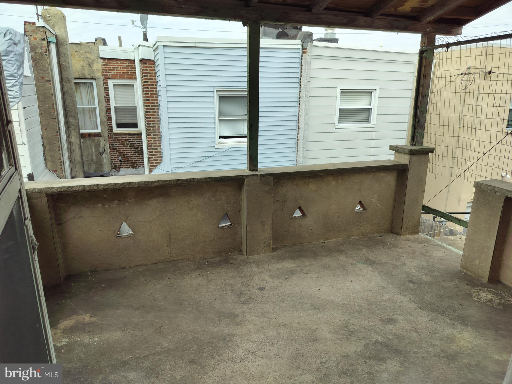 MELROSE - Residential Income