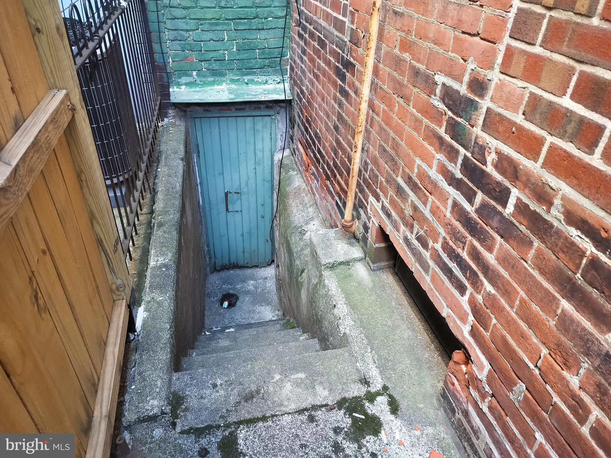 MELROSE - Residential Income