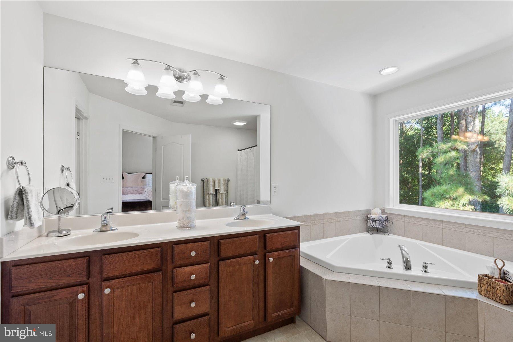 WILLOW BROOK - Residential