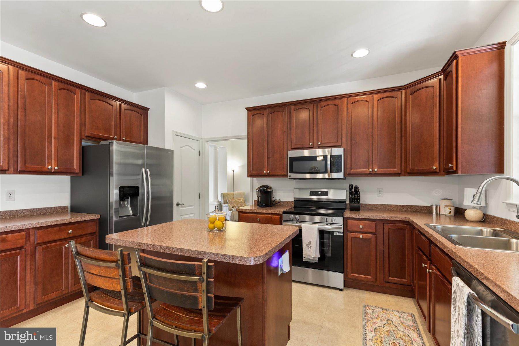 WILLOW BROOK - Residential