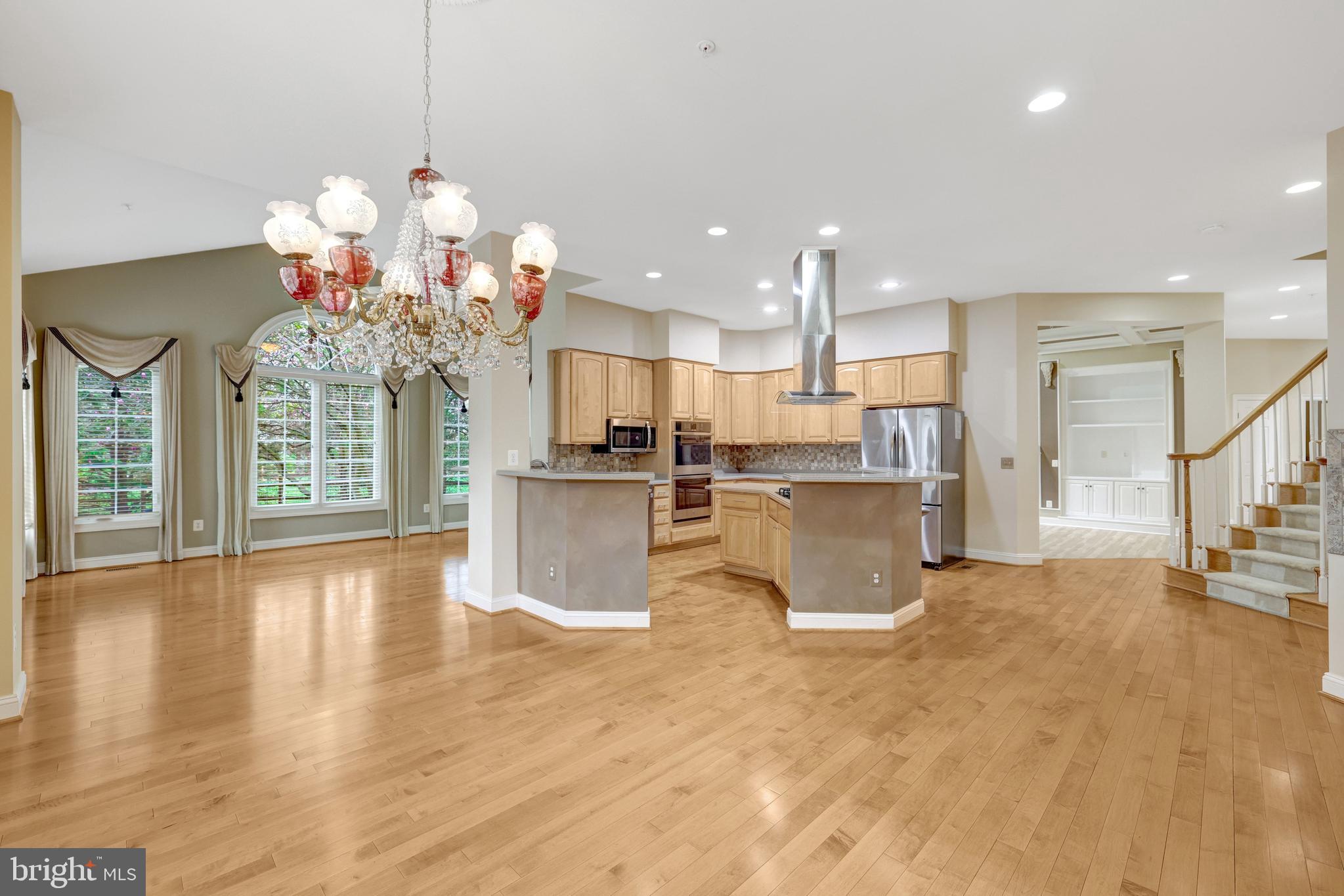 SOUTH BANK - Residential