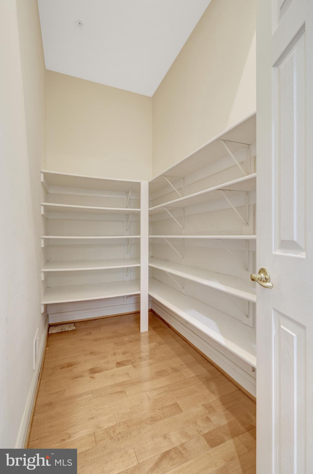 SOUTH BANK - Residential