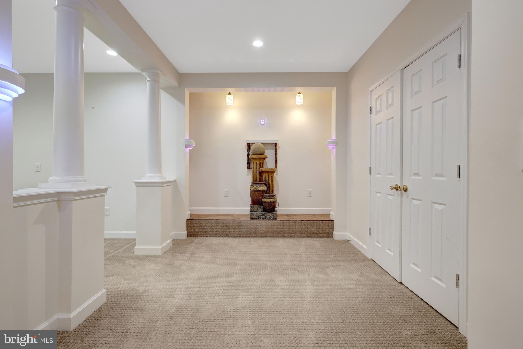 SOUTH BANK - Residential