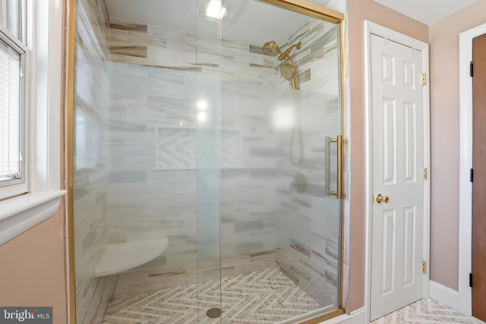 VALLEY VIEW - Residential