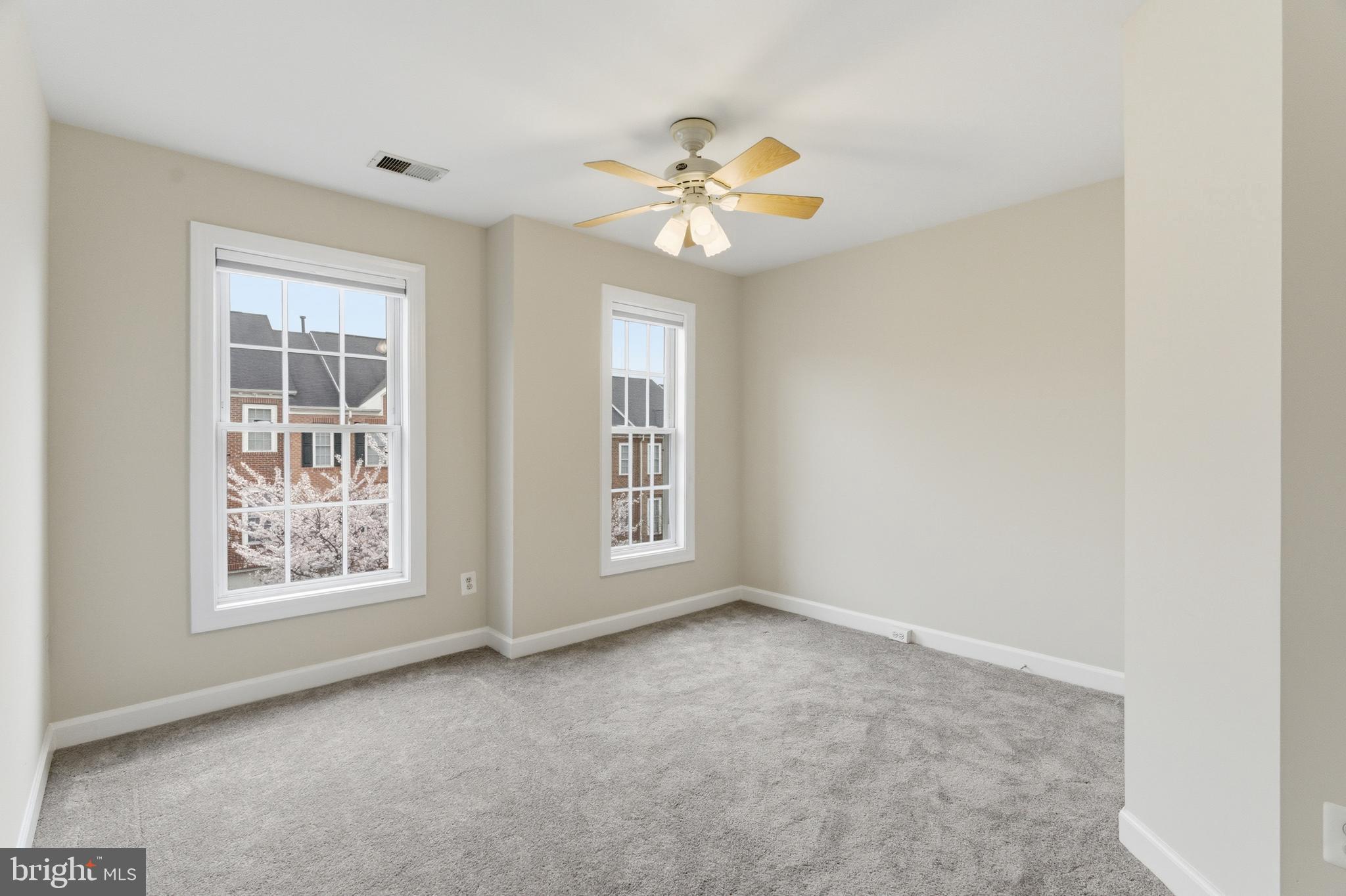 LORTON STATION NORTH CND - Residential