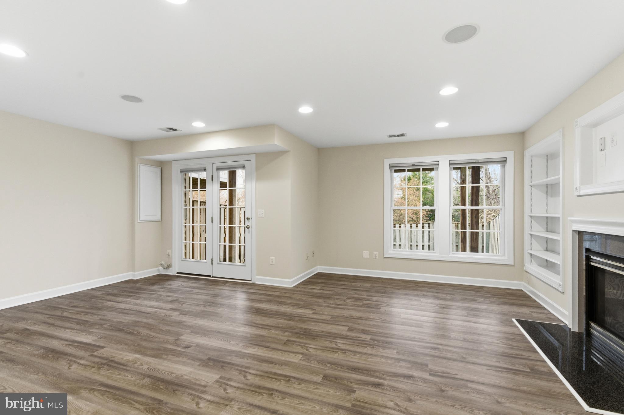 LORTON STATION NORTH CND - Residential