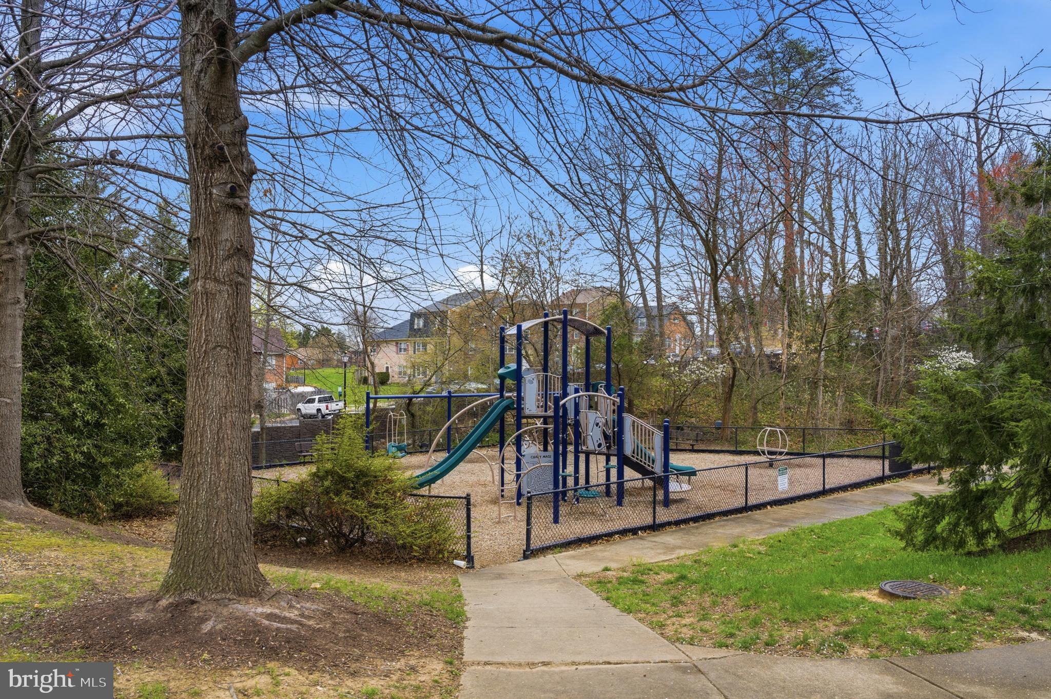 LORTON STATION NORTH CND - Residential