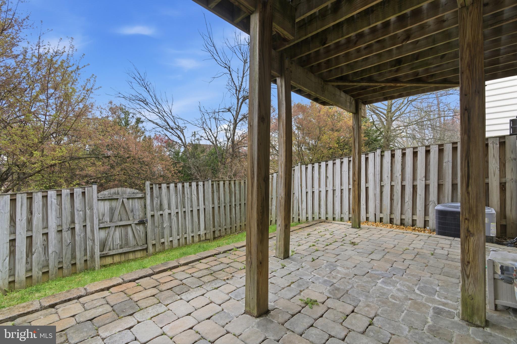 LORTON STATION NORTH CND - Residential