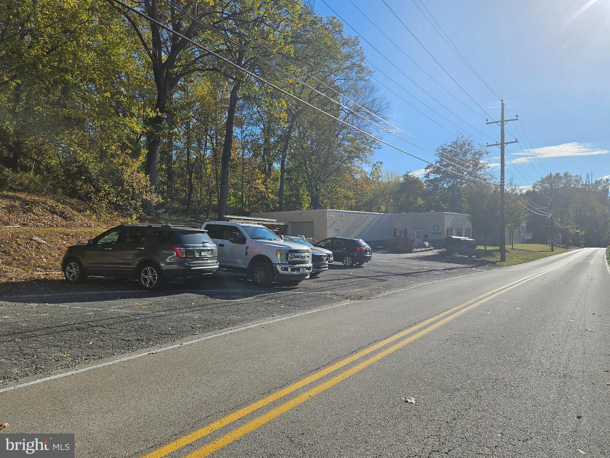 9 RIVER ROAD